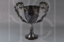 1924年12月许世英为孙中山北上抵津题赠孙中山的银杯