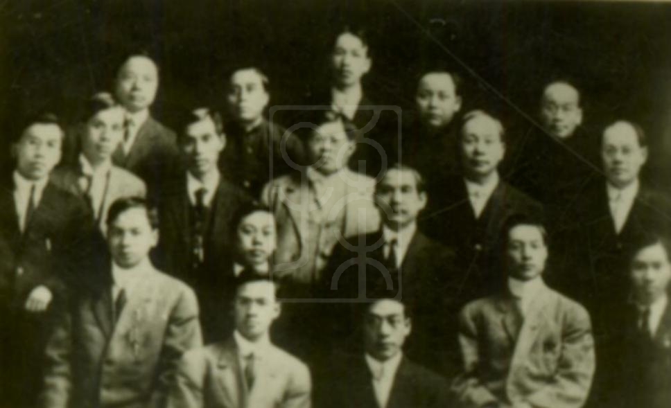 1911年7月孙中山与美洲洪门筹饷局成员合影