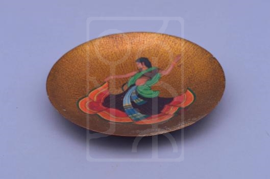 人物纹漆盘
